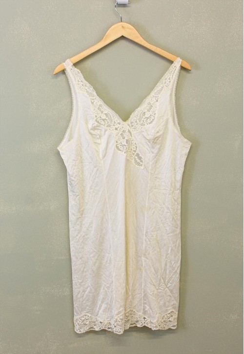 Vintage Y2K Slip Dress Cream V Neck With Lace Patterns