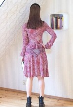 Dark red light long sleeve patterned vintage dress