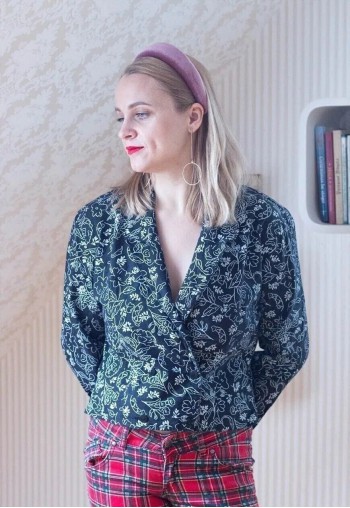 Black floral short blazer jacket